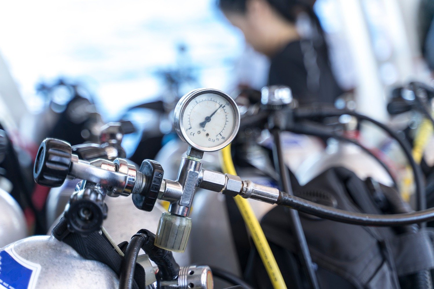 Manometer und TauchflaschenVentil